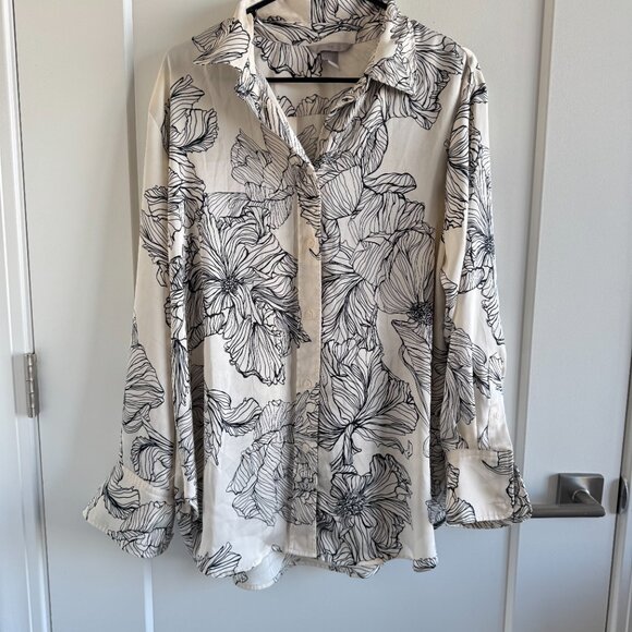 H&M Ivory Oversized Floral Print Shirt - Picture 2 of 5